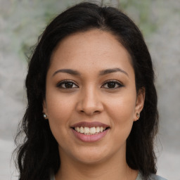 Maya Fernandes